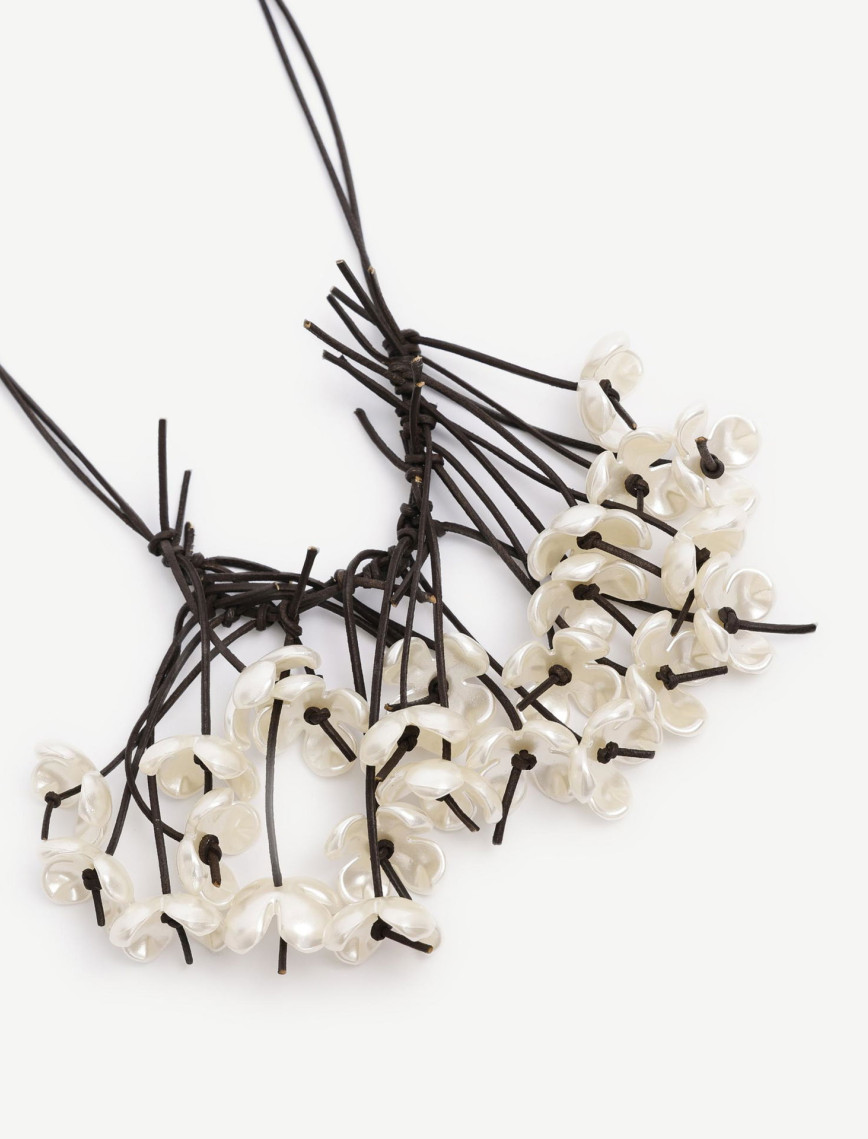 YARGICI Çiçek Detaylı Uzun Kolye YARGICI Çiçek Detaylı Uzun Kolye