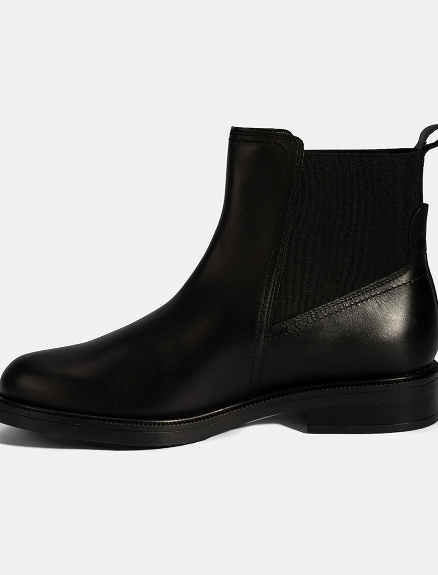 Kadın Siyah Lastik Detaylı Deri Bot Kadın Siyah Lastik Detaylı Deri Bot