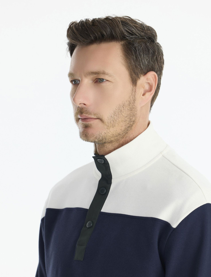 YARGICI Regular Dik Yaka Uzun Kol Sweatshirt YARGICI Regular Dik Yaka Uzun Kol Sweatshirt