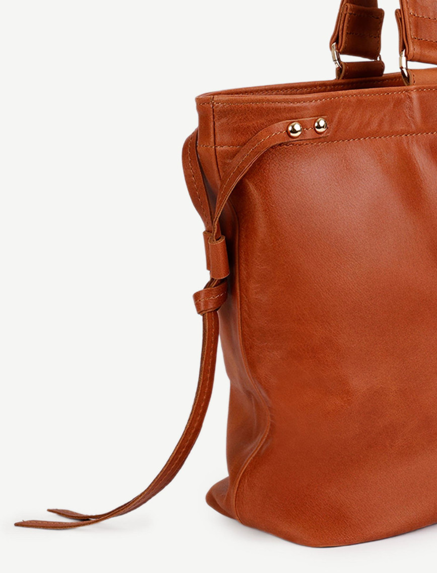 YARGICI Kalın Omuz Saplı Deri Omuz Çantası YARGICI Kalın Omuz Saplı Deri Omuz Çantası