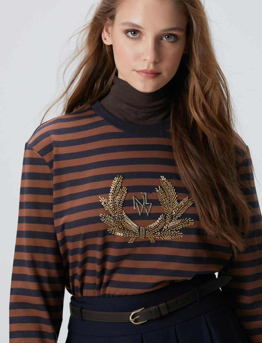 Network Kadın Lacivert Kahverengi Boncuk Nakışlı Çizgili T-shirt Network Kadın Lacivert Kahverengi Boncuk Nakışlı Çizgili T-shirt