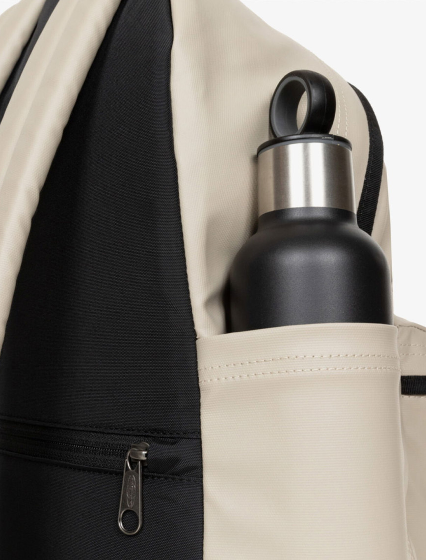 Eastpak Day Pak'R Unisex Beyaz Sırt Çantası Eastpak Day Pak'R Unisex Beyaz Sırt Çantası