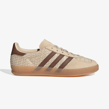 adidas Gazelle Indoor Kadın Bej Spor Ayakkabı adidas Gazelle Indoor Kadın Bej Spor Ayakkabı