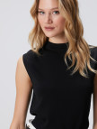 Network Kadın Siyah Kolsuz Basic Triko Kazak Network Kadın Siyah Kolsuz Basic Triko Kazak