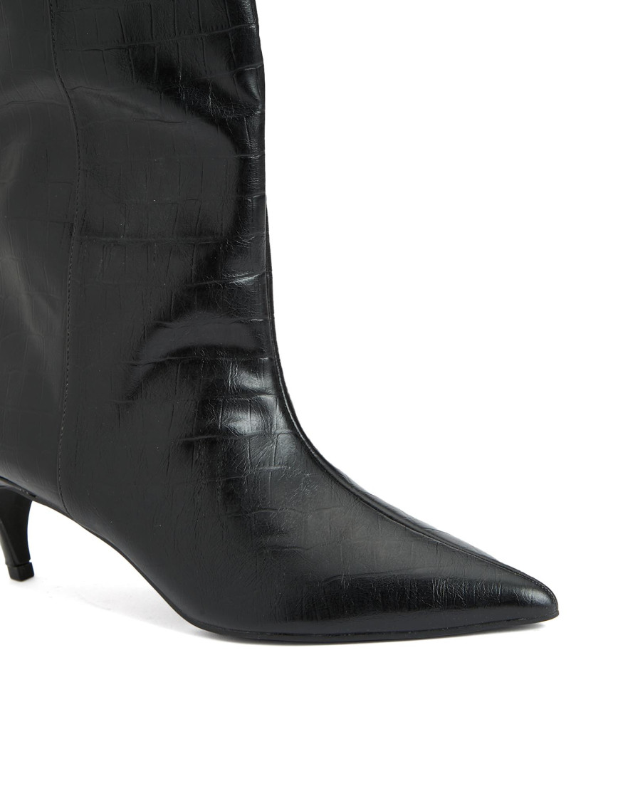 Divarese Kadın Siyah Kroko Desenli Çizme Divarese Kadın Siyah Kroko Desenli Çizme