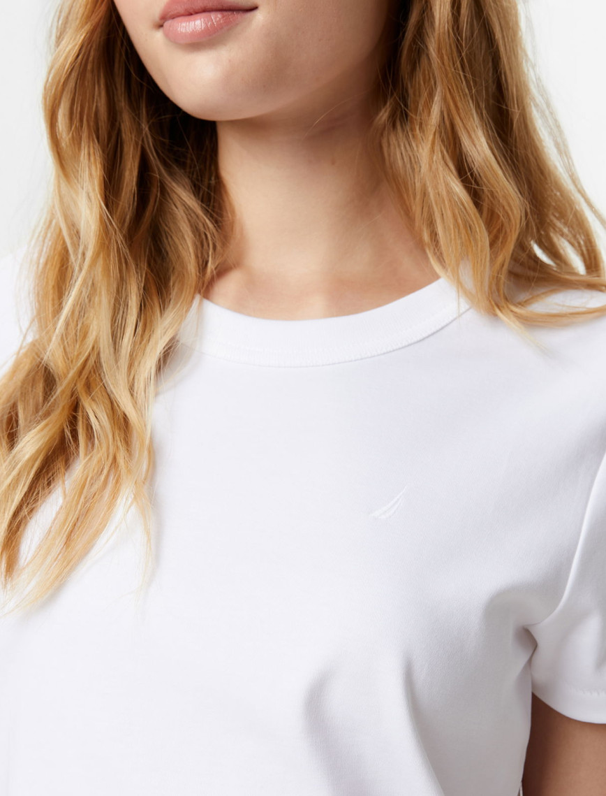 Nautica Kadın Beyaz Classic Fit T-Shirt Nautica Kadın Beyaz Classic Fit T-Shirt