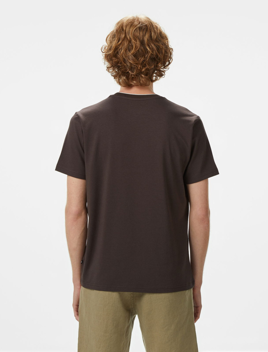 Nautica Erkek Kahverengi Regular Fit T-Shirt Nautica Erkek Kahverengi Regular Fit T-Shirt