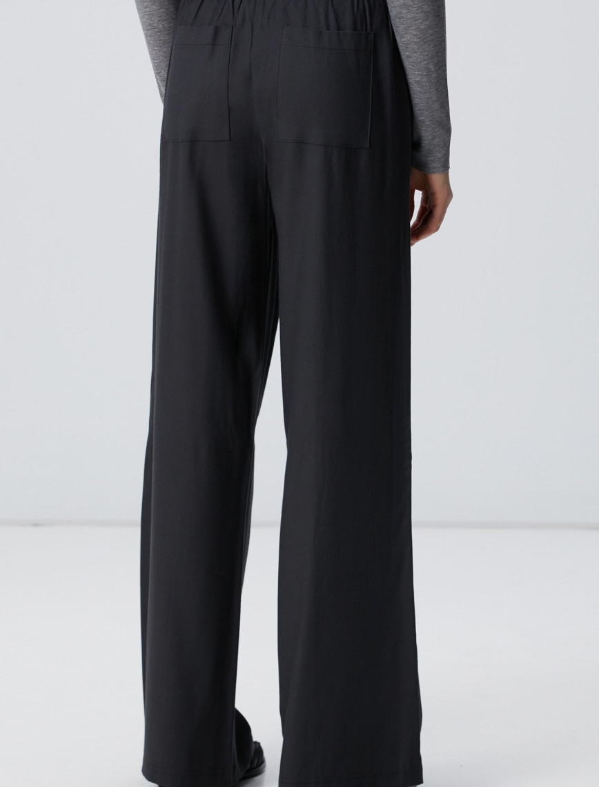 Network Kadın Antrasit İnce Diyagonal Desenli Tencel Pantolon Network Kadın Antrasit İnce Diyagonal Desenli Tencel Pantolon