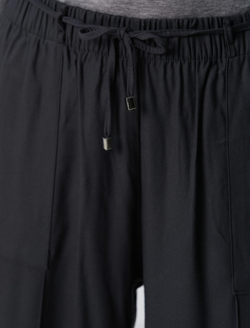 Network Kadın Antrasit İnce Diyagonal Desenli Tencel Pantolon Network Kadın Antrasit İnce Diyagonal Desenli Tencel Pantolon