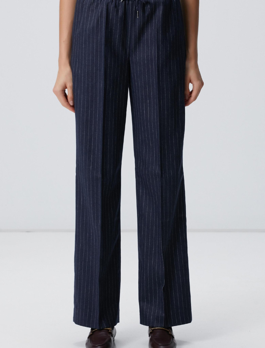 Network Kadın Lacivert Yün Mix Jogger Pantolon Network Kadın Lacivert Yün Mix Jogger Pantolon