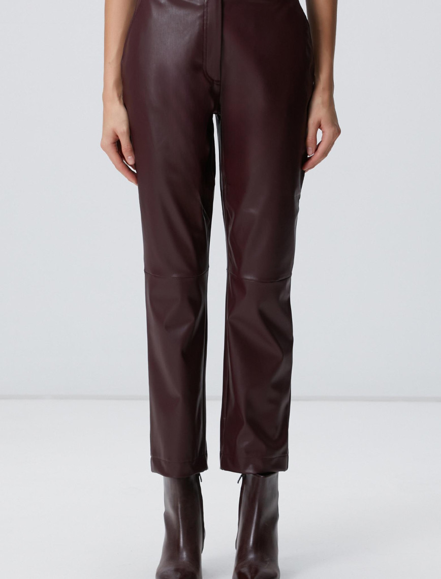 Network Kadın Bordo Kesik Detaylı Duni Deri Pantolon Network Kadın Bordo Kesik Detaylı Duni Deri Pantolon