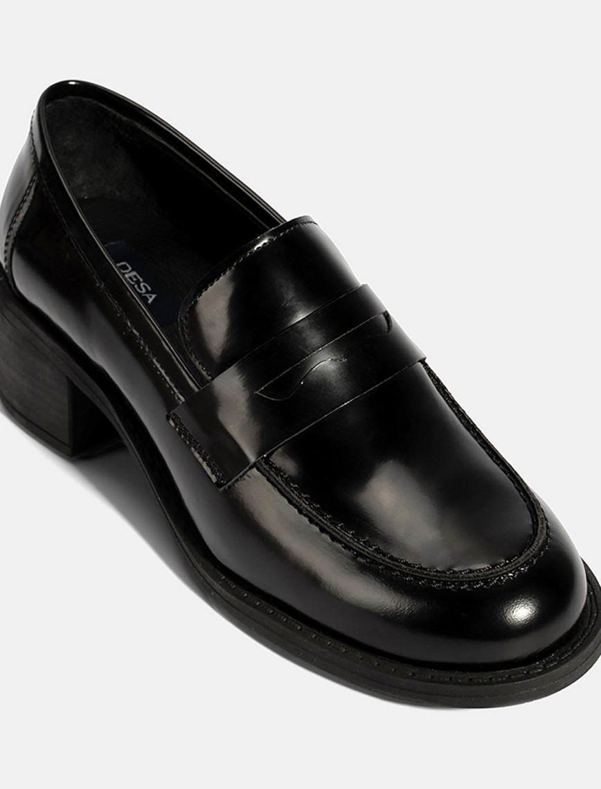 Kadın Siyah Topuklu Deri Loafer