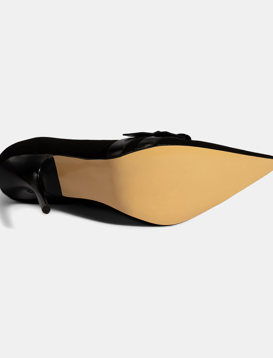 Kadın Siyah Metal Toka Detaylı Süet Stiletto Kadın Siyah Metal Toka Detaylı Süet Stiletto