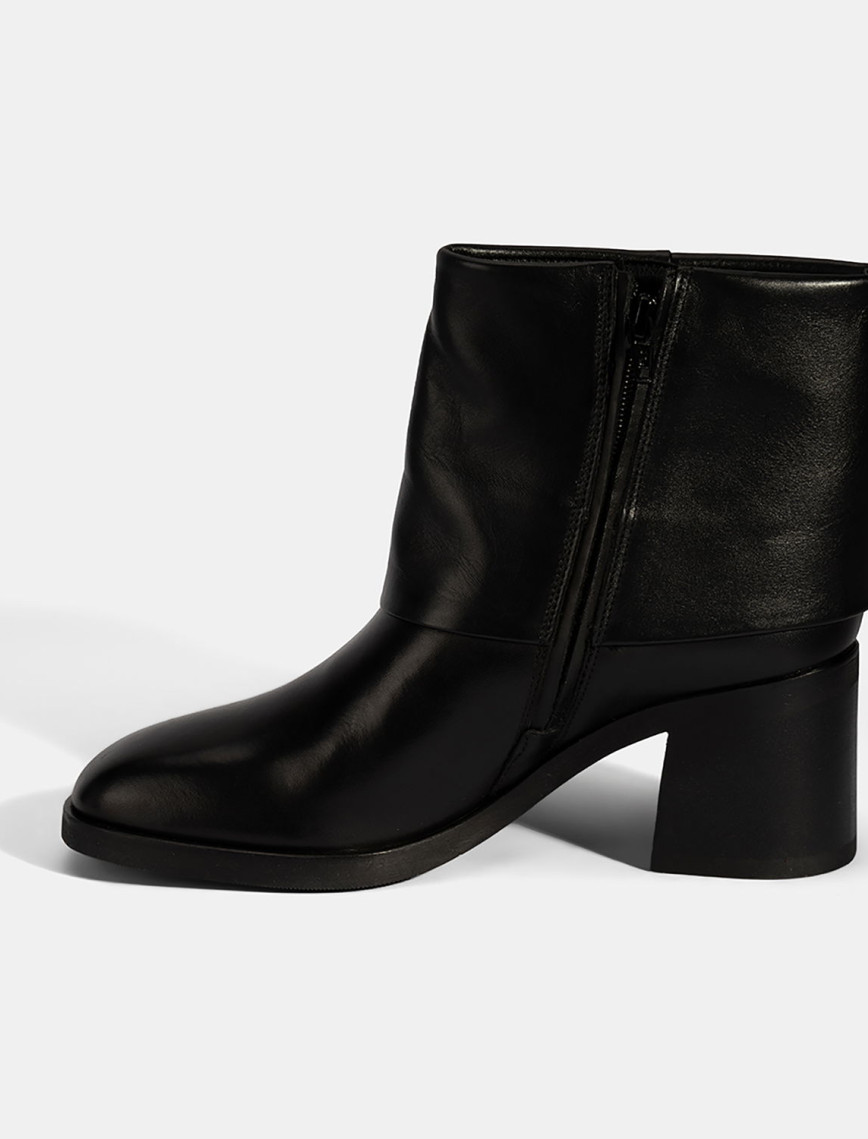 Kadın Siyah Katlama Detaylı Topuklu Deri Bot Kadın Siyah Katlama Detaylı Topuklu Deri Bot
