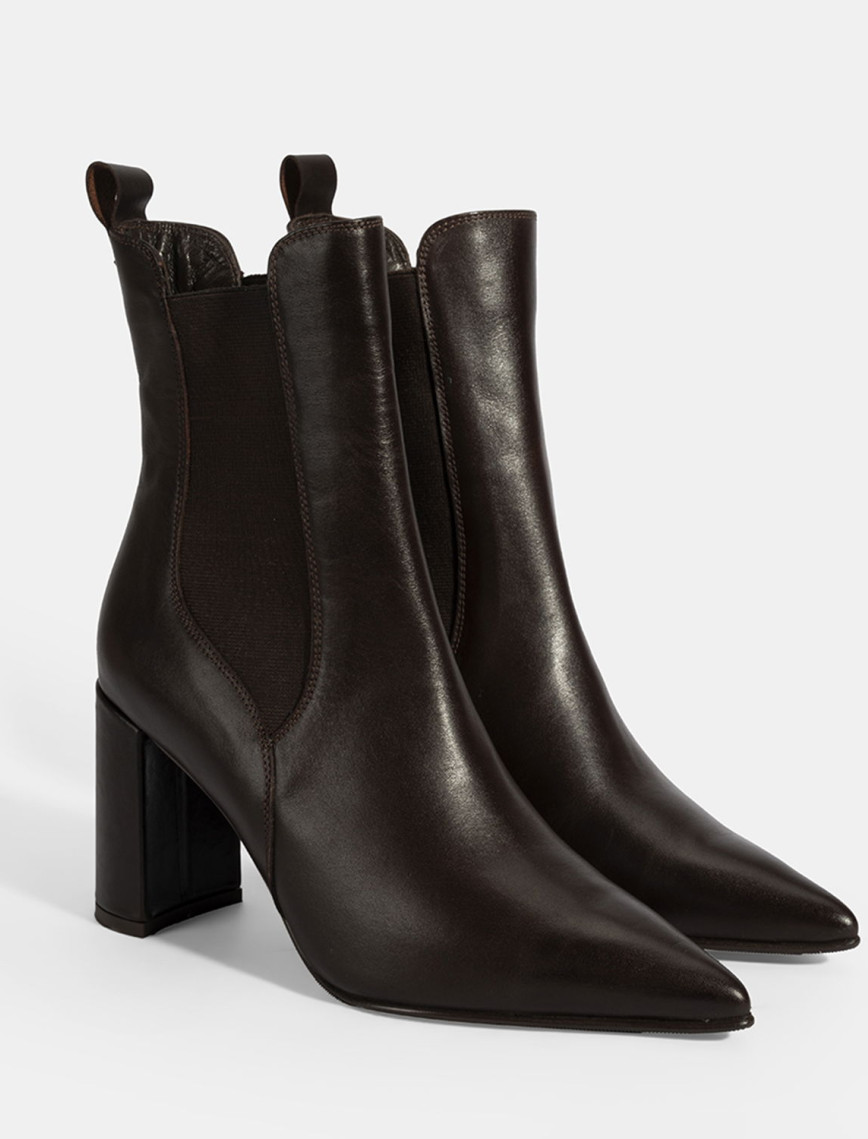 Kadın Siyah Lastikli Topuklu Deri Bot Kadın Siyah Lastikli Topuklu Deri Bot