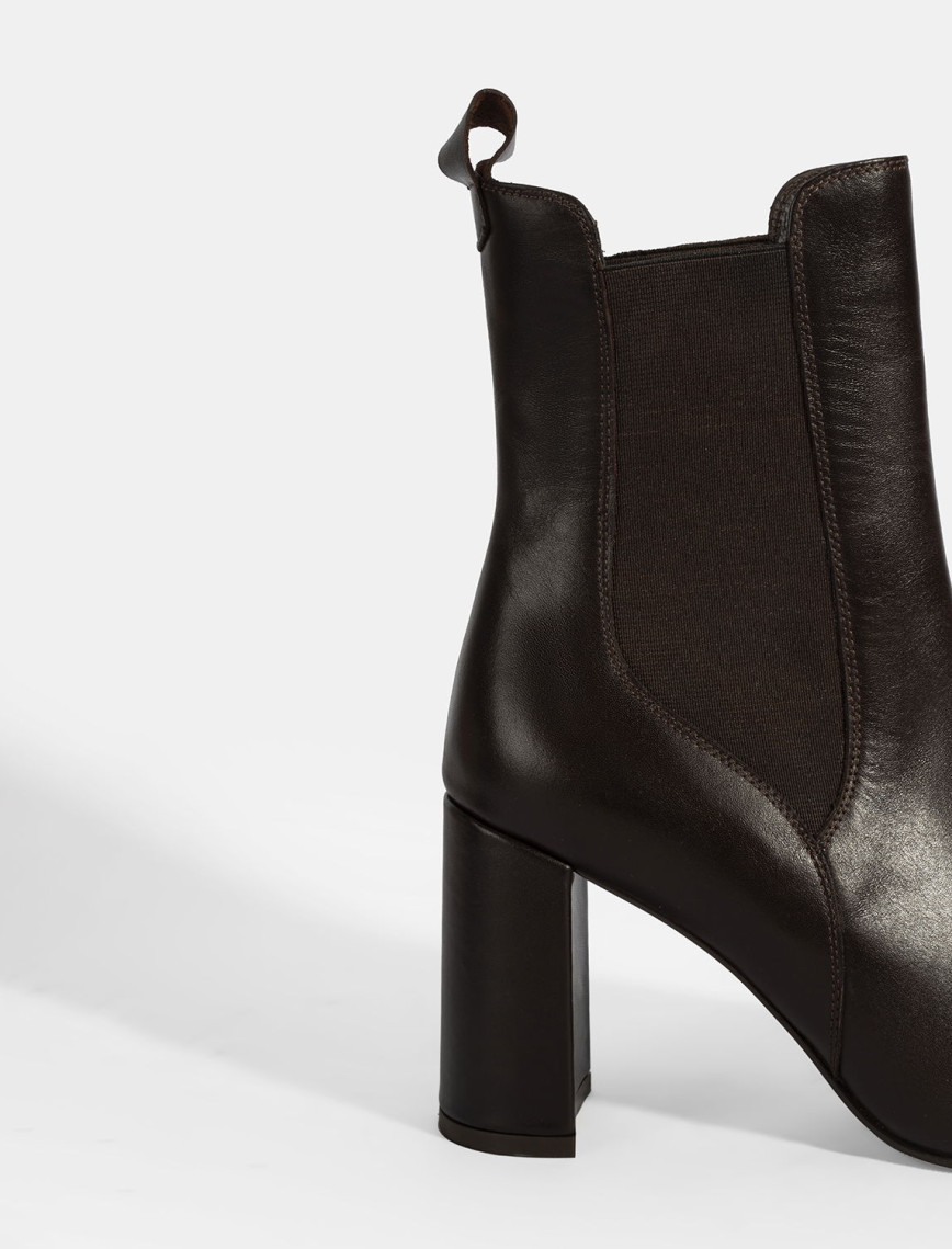 Kadın Kahve Lastikli Topuklu Deri Bot Kadın Kahve Lastikli Topuklu Deri Bot