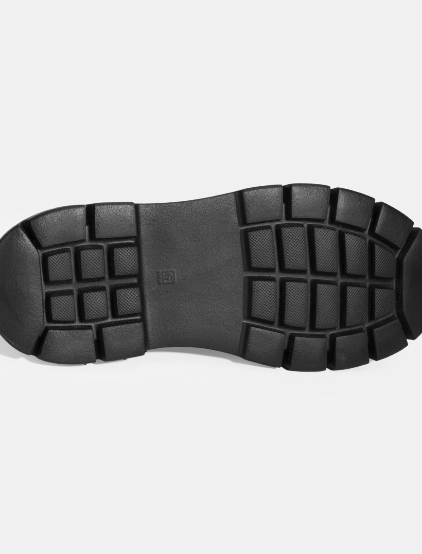 Erkek Siyah Bağcıklı Nubuk Deri Ayakkabı Erkek Siyah Bağcıklı Nubuk Deri Ayakkabı