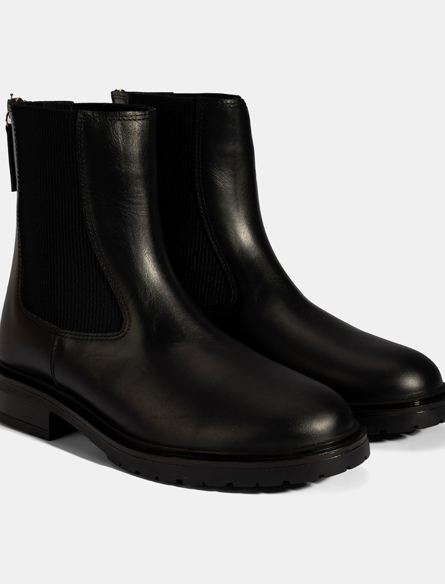 Kadın Siyah Lastikli Deri Chelsea Bot Kadın Siyah Lastikli Deri Chelsea Bot