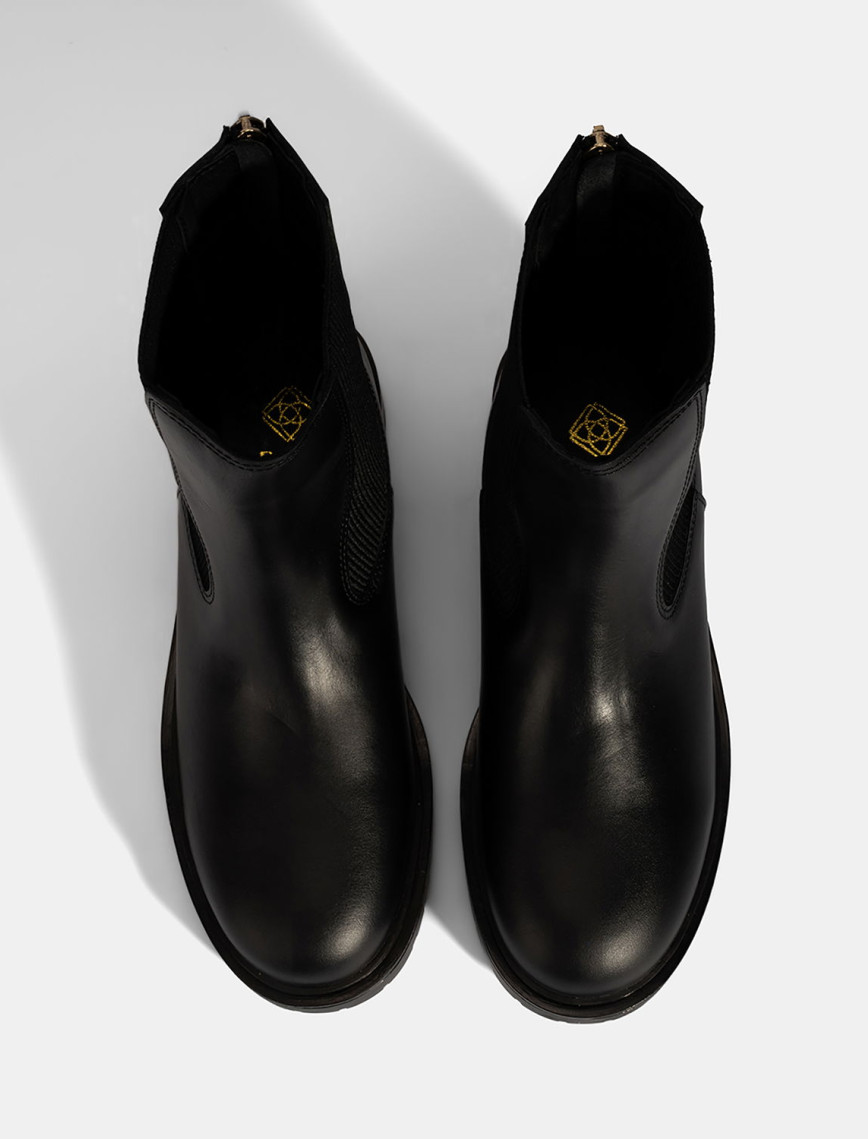 Kadın Siyah Lastikli Deri Chelsea Bot Kadın Siyah Lastikli Deri Chelsea Bot