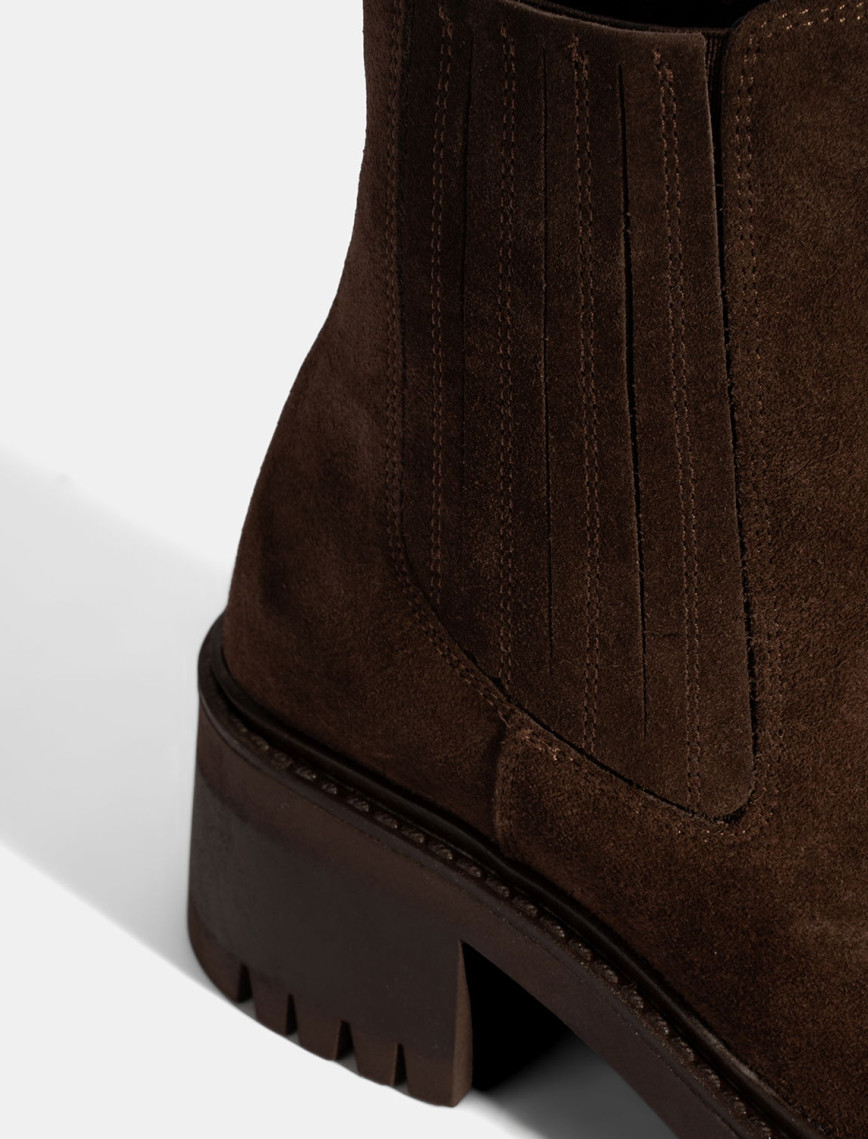 Kadın Kahve Lastikli Topuklu Süet Chelsea Bot Kadın Kahve Lastikli Topuklu Süet Chelsea Bot