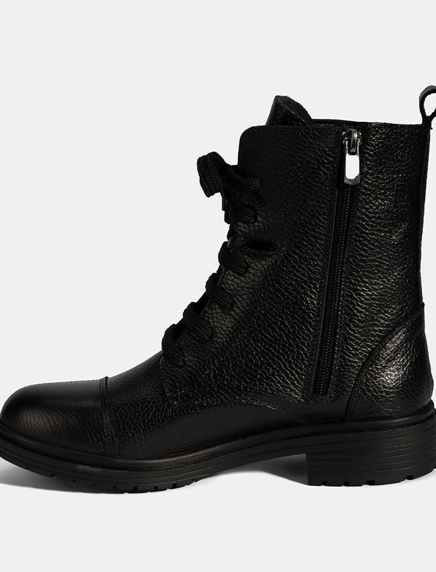 Kadın Siyah Bağcıklı Deri Postal Bot Kadın Siyah Bağcıklı Deri Postal Bot