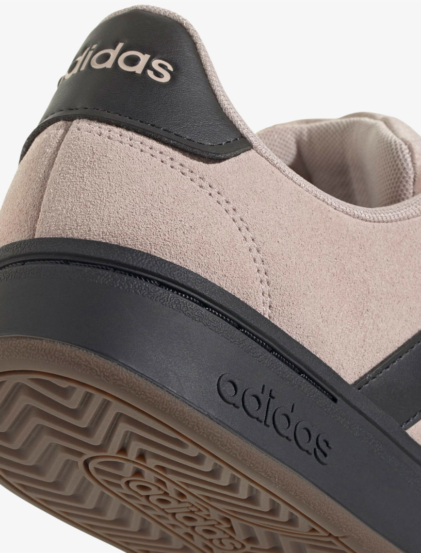 adidas Grand Court Alpha Erkek Kahverengi Spor Ayakkabı adidas Grand Court Alpha Erkek Kahverengi Spor Ayakkabı