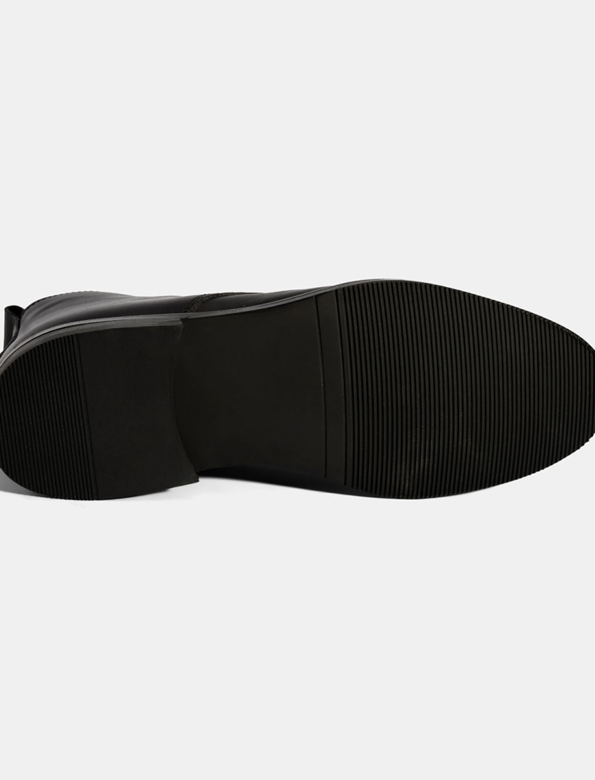 Kadın Siyah Mavi Bağcık Detaylı Deri Bot Kadın Siyah Mavi Bağcık Detaylı Deri Bot