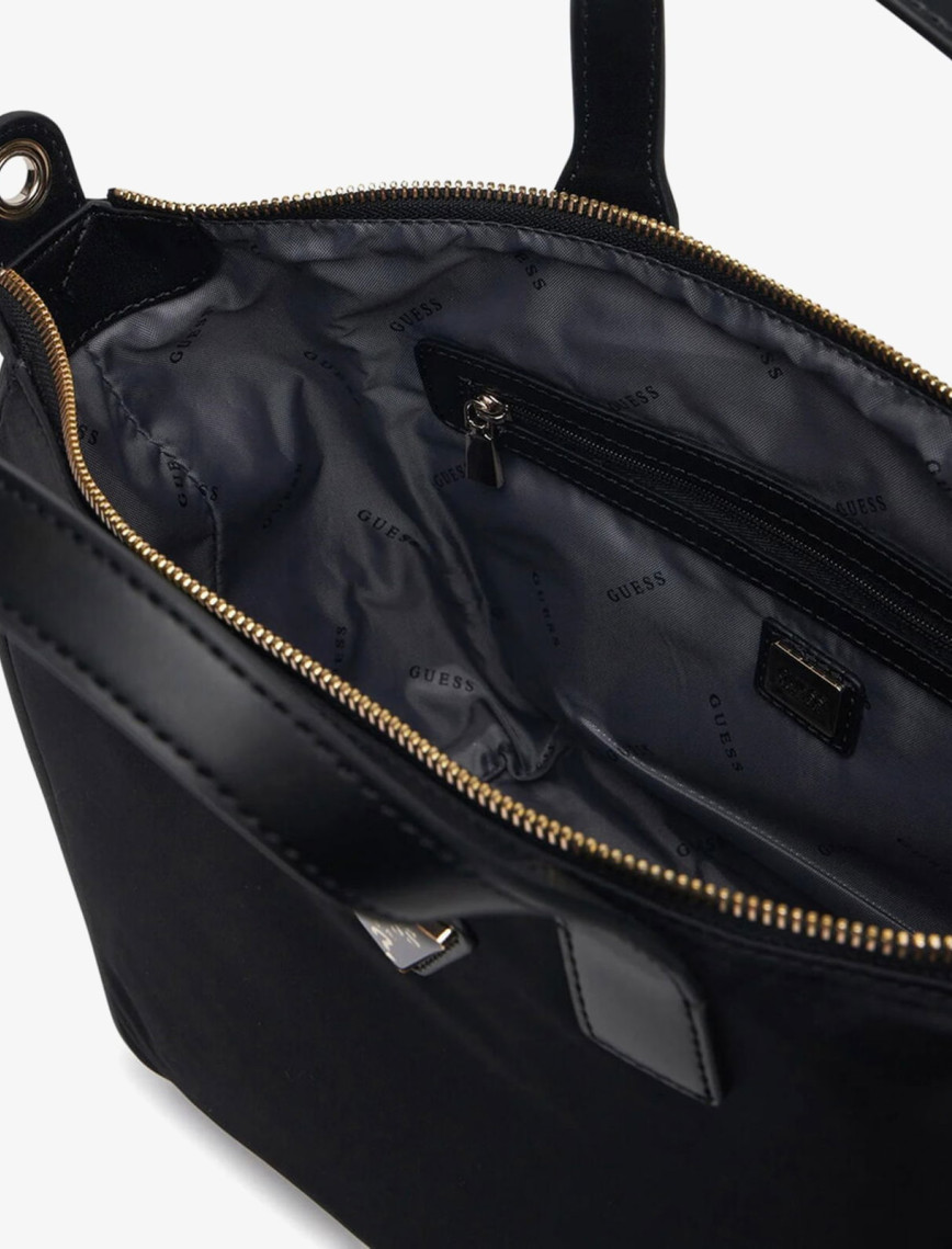 Guess Follie Kadın Siyah Seyahat Çantası Guess Follie Kadın Siyah Seyahat Çantası