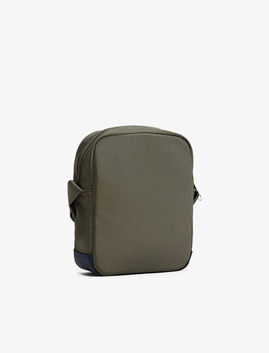 Tommy Hilfiger Essential Daily Reporter Erkek Yeşil El Çantası Tommy Hilfiger Essential Daily Reporter Erkek Yeşil El Çantası