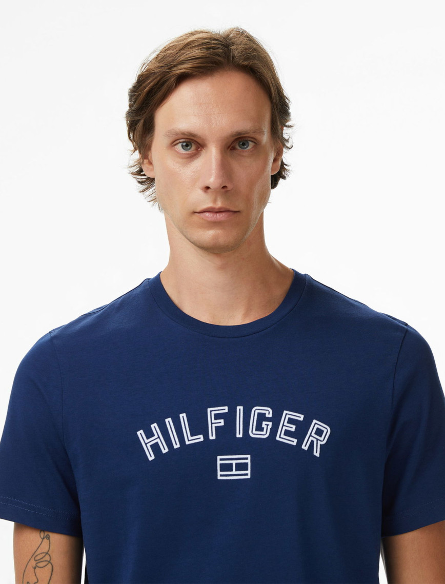 Tommy Hilfiger Flock Varsity Erkek Mavi T-Shirt Tommy Hilfiger Flock Varsity Erkek Mavi T-Shirt