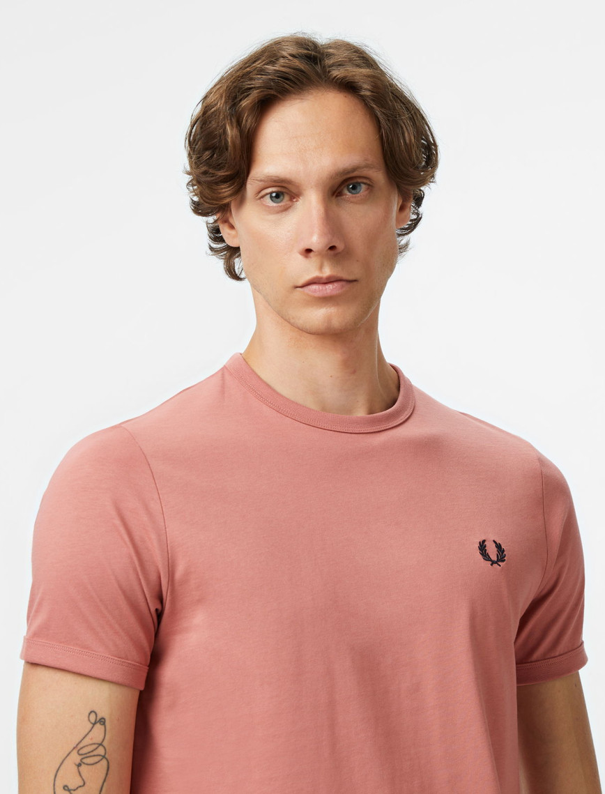 Fred Perry Ringer Erkek Pembe T-Shirt Fred Perry Ringer Erkek Pembe T-Shirt
