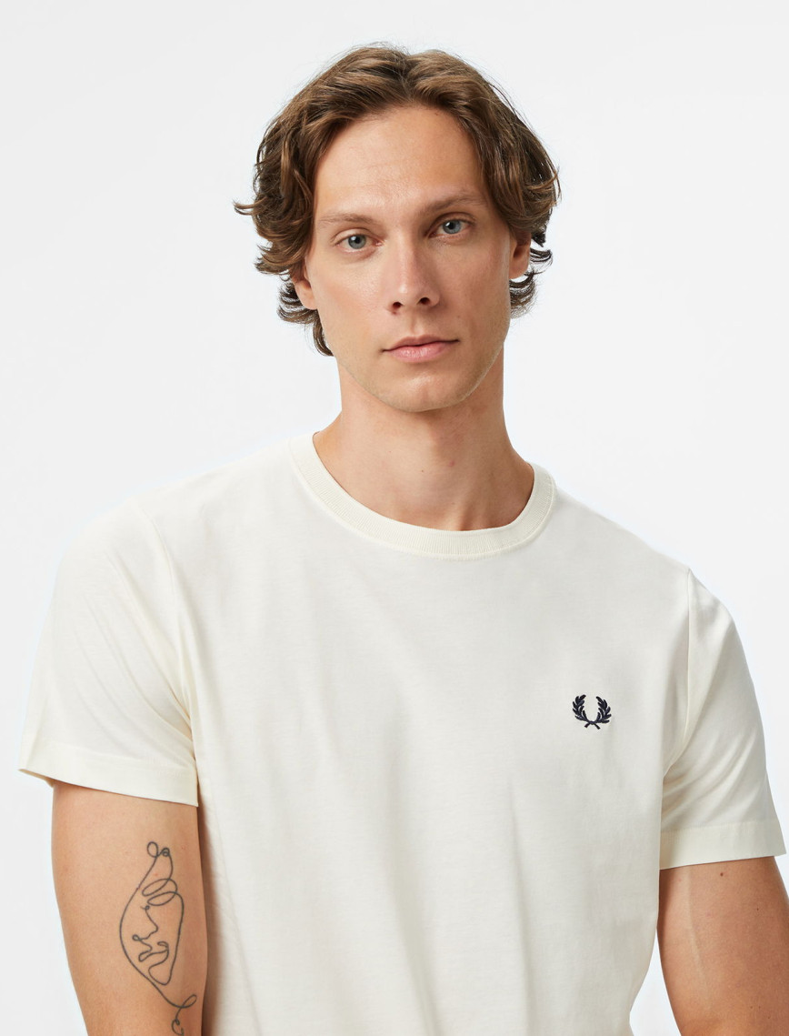 Fred Perry Crew Neck Erkek Bej T-Shirt Fred Perry Crew Neck Erkek Bej T-Shirt