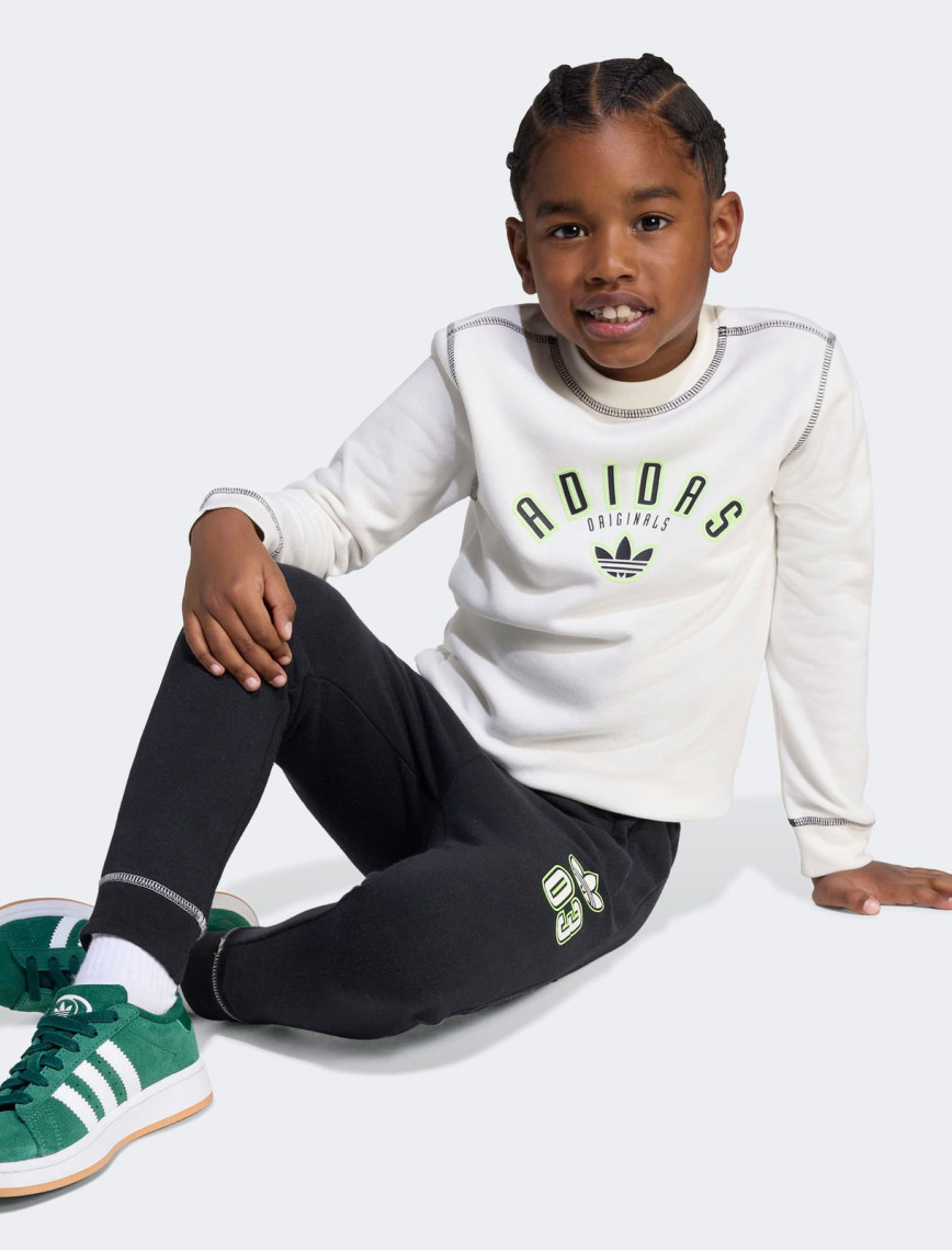 adidas Cre Set Çocuk Beyaz Eşofman Takımı adidas Cre Set Çocuk Beyaz Eşofman Takımı