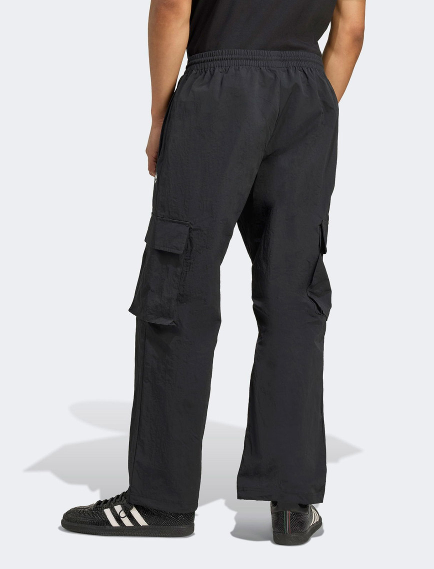 adidas Front Stripes Woven Kargo Erkek Siyah Eşofman Altı adidas Front Stripes Woven Kargo Erkek Siyah Eşofman Altı