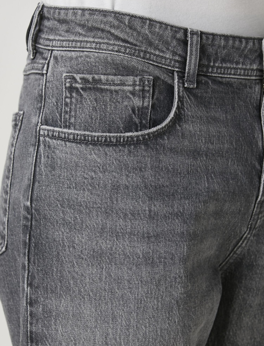 Beymen Club Erkek Gri Yıkamalı Tapered Fit Jean Pantolon Beymen Club Erkek Gri Yıkamalı Tapered Fit Jean Pantolon