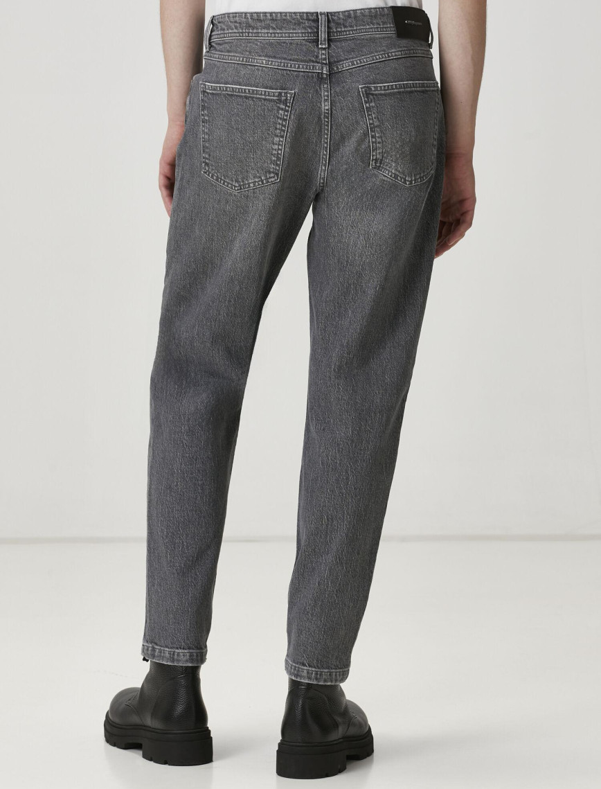 Beymen Club Erkek Gri Yıkamalı Tapered Fit Jean Pantolon Beymen Club Erkek Gri Yıkamalı Tapered Fit Jean Pantolon