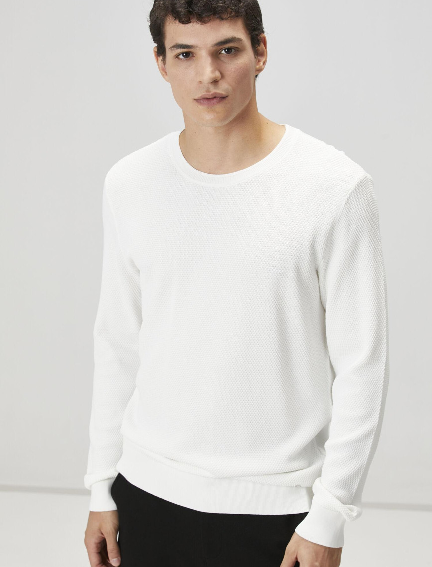 Beymen Club Erkek Kırık Beyaz Petek Örgü Dokulu Kazak Beymen Club Erkek Kırık Beyaz Petek Örgü Dokulu Kazak