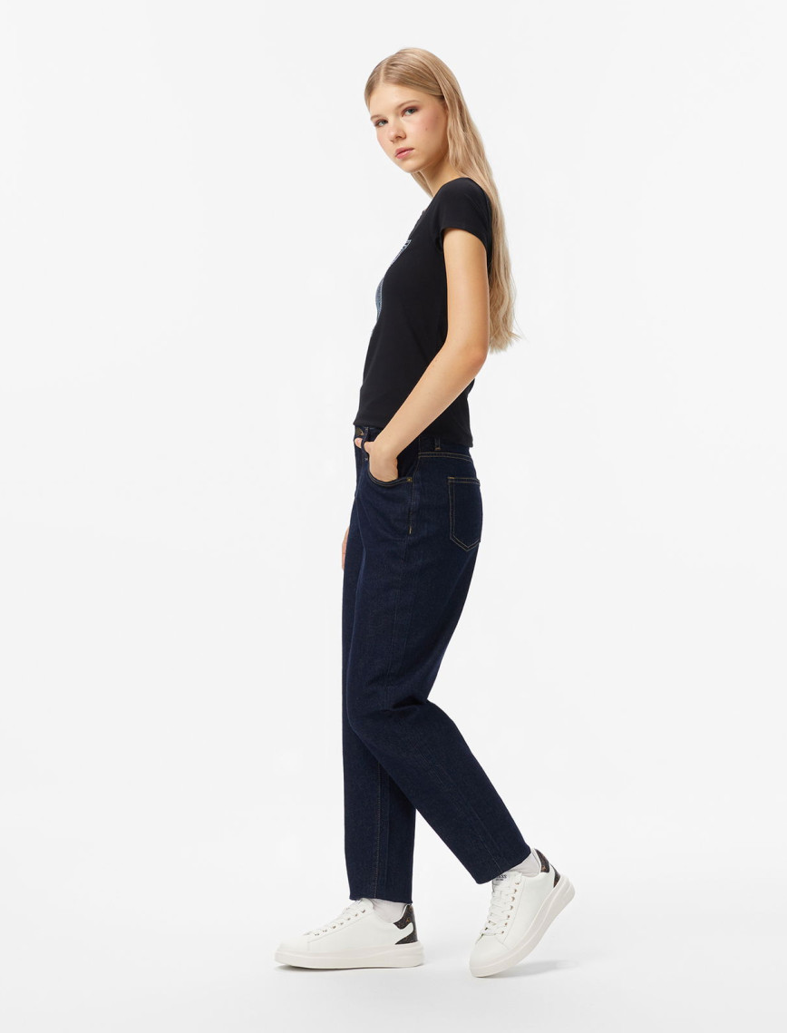 Guess Elbina Logo Kadın Beyaz Sneaker Guess Elbina Logo Kadın Beyaz Sneaker