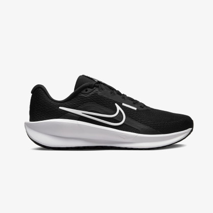 Nike Downshifter 13 Kadın Siyah Koşu Ayakkabısı Nike Downshifter 13 Kadın Siyah Koşu Ayakkabısı