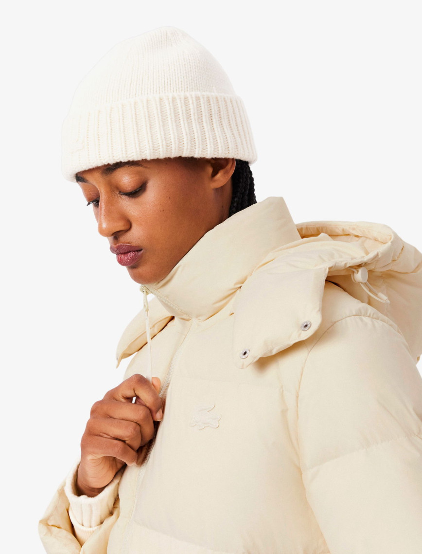 Lacoste Kadın Relaxed Fit Kapüşonlu Krem Şişme Mont Lacoste Kadın Relaxed Fit Kapüşonlu Krem Şişme Mont