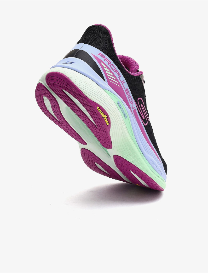 Skechers Max Cushioning Kadın Siyah Koşu Ayakkabısı Skechers Max Cushioning Kadın Siyah Koşu Ayakkabısı