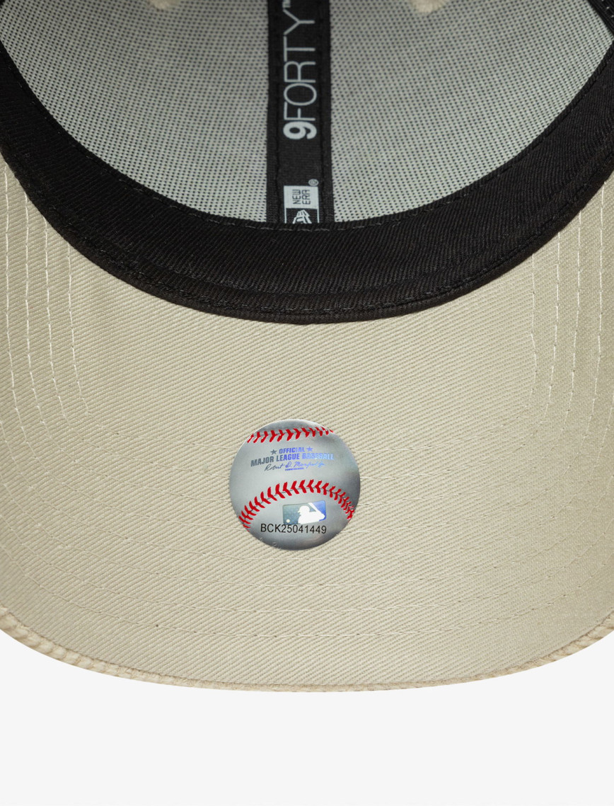 New Era Cord 9Forty Neyyan Kadın Bej Şapka New Era Cord 9Forty Neyyan Kadın Bej Şapka