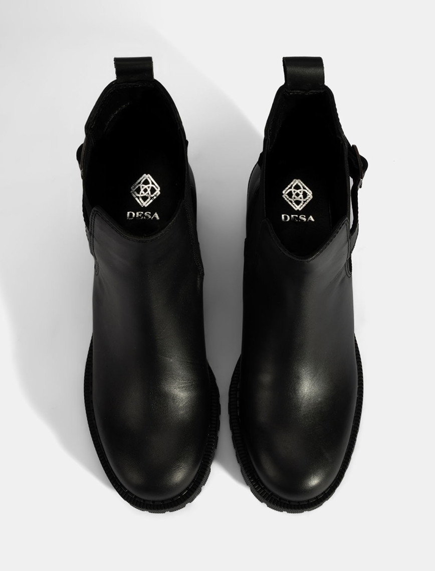 Kadın Siyah Metal Toka Detaylı Topuklu Bot Kadın Siyah Metal Toka Detaylı Topuklu Bot