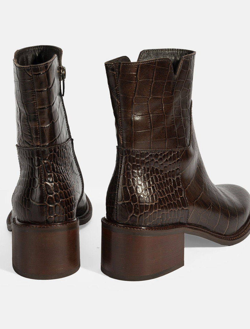 Kadın Kahve Kroko Baskılı Fermuarlı Deri Topuklu Bot Kadın Kahve Kroko Baskılı Fermuarlı Deri Topuklu Bot