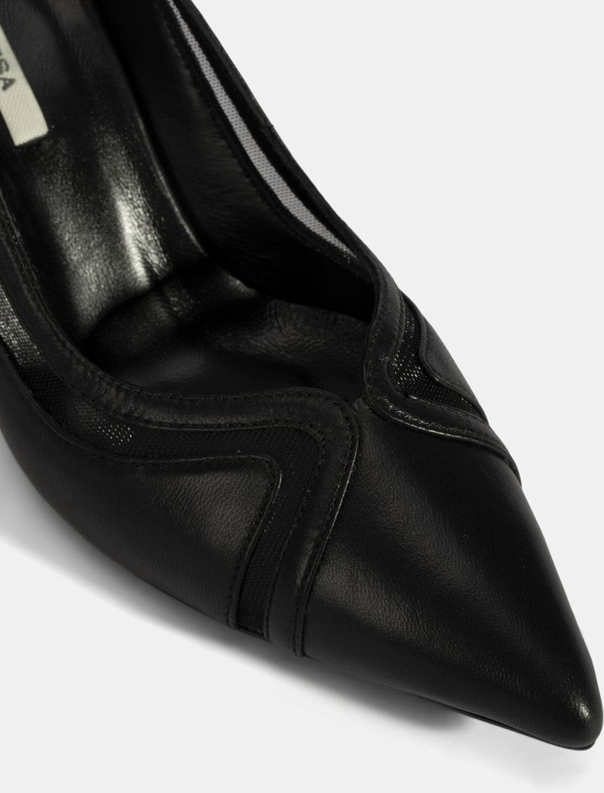 Kadın Siyah Deri Topuklu Ayakkabı Kadın Siyah Deri Topuklu Ayakkabı