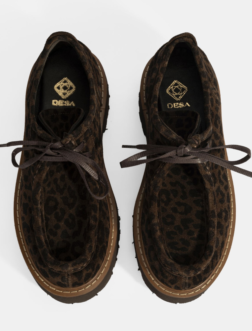 Kadın Leopar Desenli Bağcıklı Günlük Ayakkabı Kadın Leopar Desenli Bağcıklı Günlük Ayakkabı