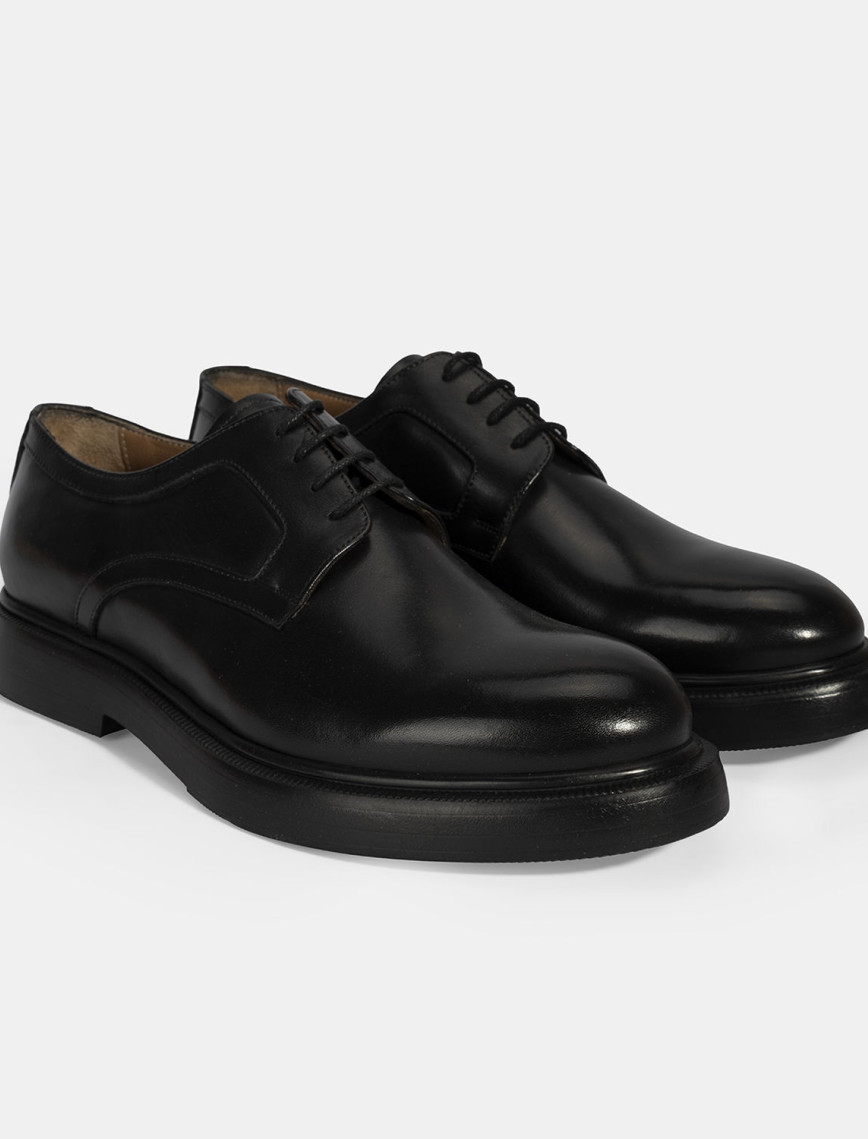 Erkek Siyah Bağcıklı Klasik Deri Ayakkabı Erkek Siyah Bağcıklı Klasik Deri Ayakkabı