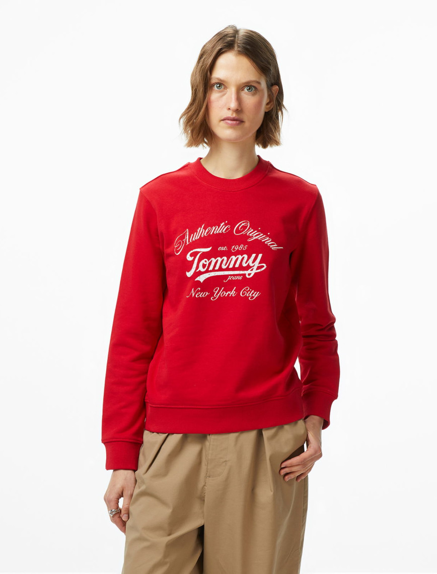 Tommy Jeans Regular Essential Logo Kadın Kırmızı Sweatshirt Tommy Jeans Regular Essential Logo Kadın Kırmızı Sweatshirt