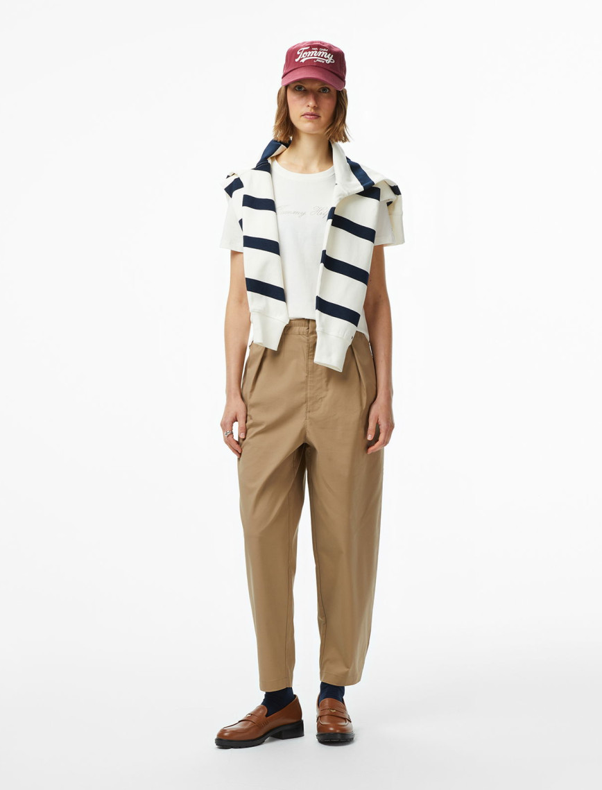 Tommy Hilfiger Lurex Script Regular Kadın Beyaz T-Shirt Tommy Hilfiger Lurex Script Regular Kadın Beyaz T-Shirt