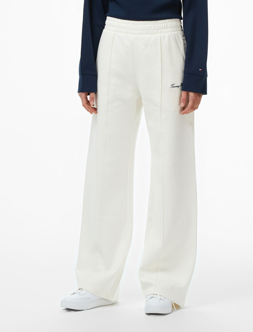 Tommy Hilfiger Script Straight Pique Kadın Beyaz Eşofman Altı Tommy Hilfiger Script Straight Pique Kadın Beyaz Eşofman Altı